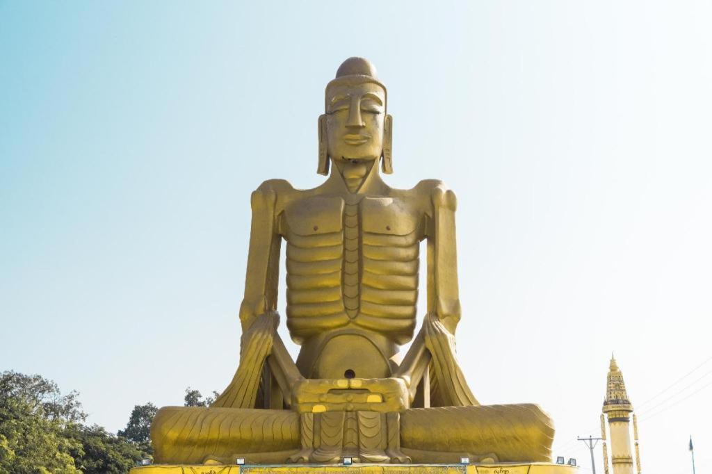 Yadanarpon Dynasty Hotel Mandalay Ngoại thất bức ảnh