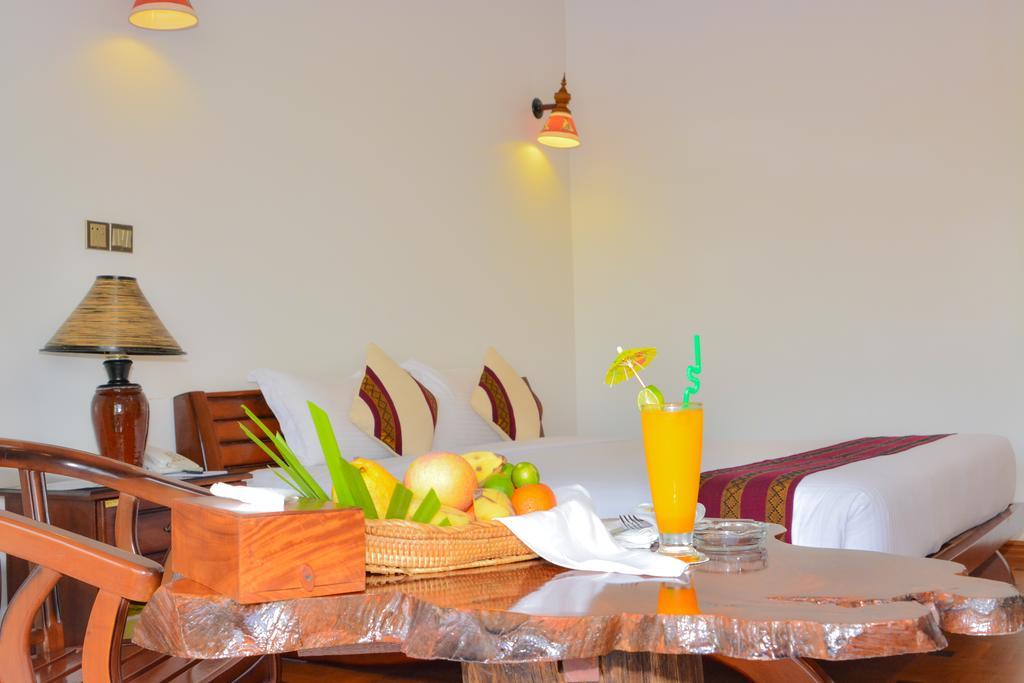 Yadanarpon Dynasty Hotel Mandalay Ngoại thất bức ảnh