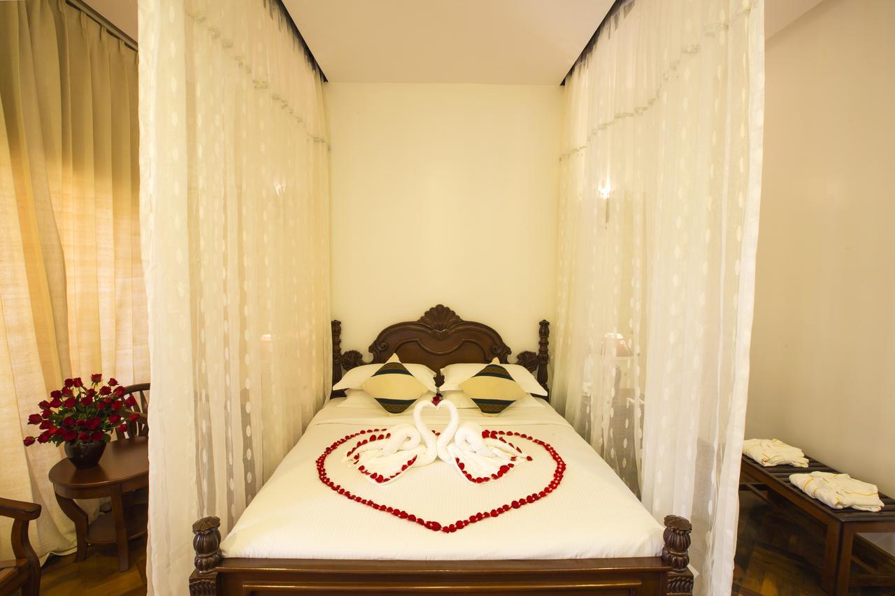 Yadanarpon Dynasty Hotel Mandalay Ngoại thất bức ảnh
