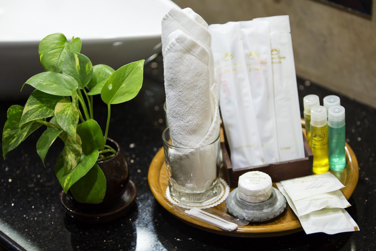 Yadanarpon Dynasty Hotel Mandalay Ngoại thất bức ảnh